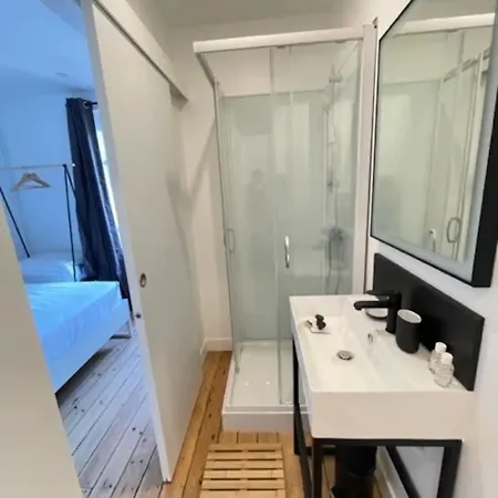 1 Maison Dior, Centre, A 500 M Apartment